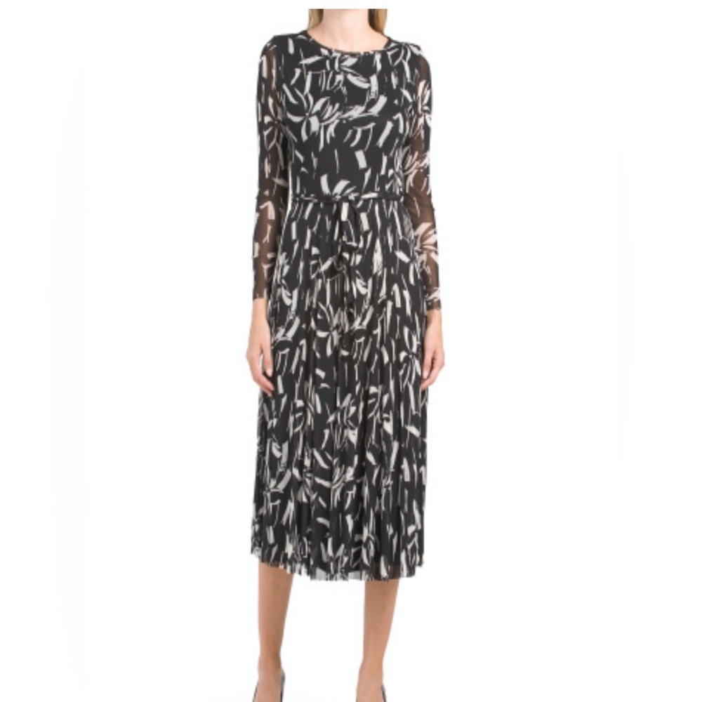 NWT Anne Klein long sleeve mesh midi dress size small